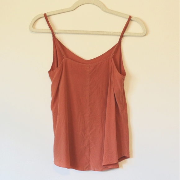 Wilfred | Silk Crepe Minou Camisole Tank Top - Picture 3 of 4